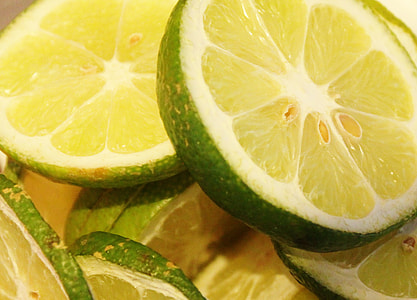 closeup photo of sliced lemons thumbnail