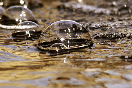closeup photo of bubbles thumbnail