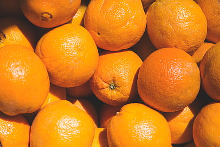 Fresh Oranges Pile Photo thumbnail