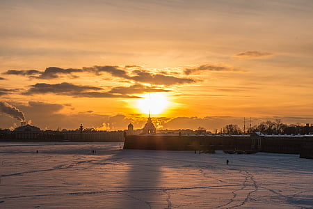 building at sunset thumbnail