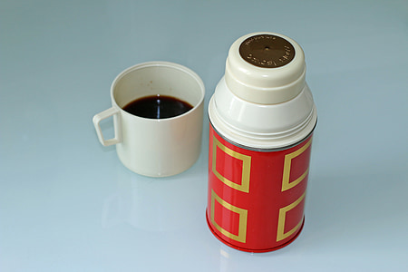 carafe lid with coffee thumbnail