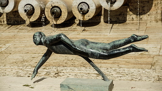 swimmer statue thumbnail