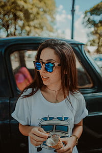 brunette wearing wayfarer sunglasses thumbnail