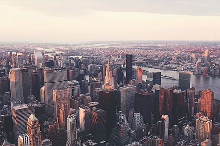 city skyline photo thumbnail
