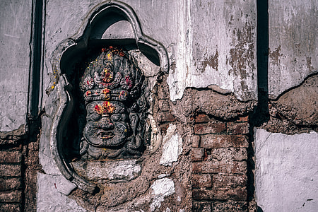 gray concrete altar thumbnail