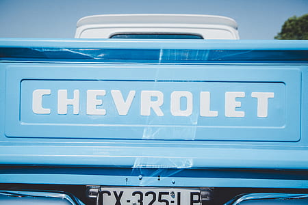 closed Chevrolet pickup truck tailgate thumbnail