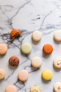 Colorful french macarons thumbnail