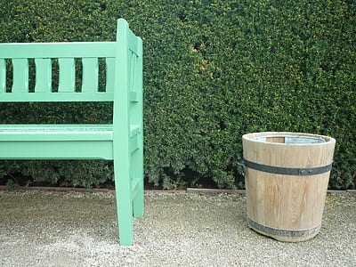 brown wooden barrel thumbnail