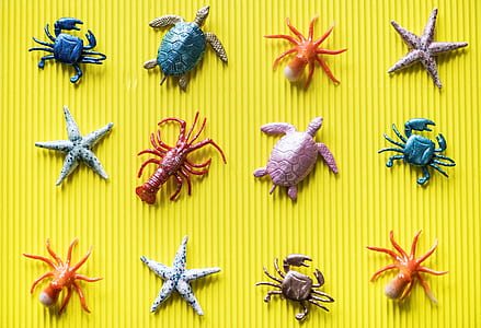 twelve assorted sea creature figurines thumbnail