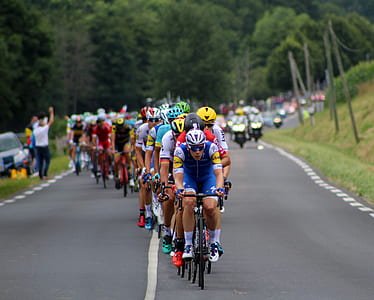 people riding bicycles thumbnail