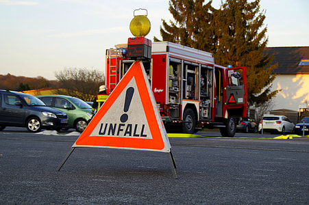 Unfall road sign thumbnail