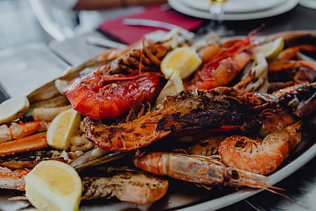 Roasted Mixed Seafood Contain Crabs, Mussels, Big Shrimps, Calamari Squids thumbnail