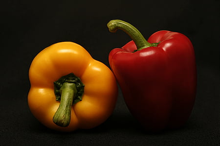 two red and yellow bell peppers thumbnail