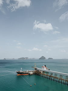 container ship dock thumbnail