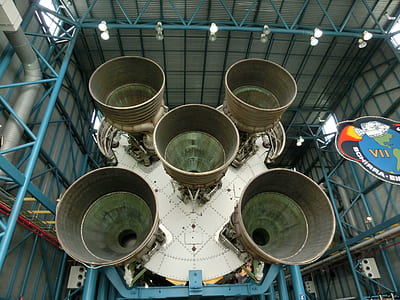 white space shuttle thumbnail