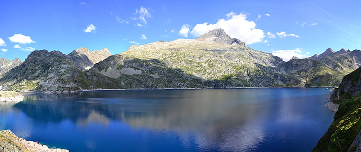 lake and mountain ranges thumbnail