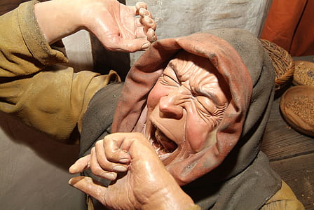 man screaming doll thumbnail