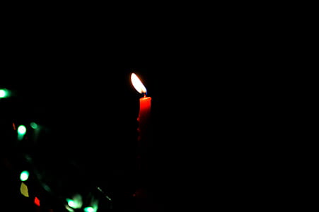 Close-Up Photography of Red Candle thumbnail