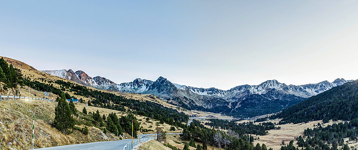 Pyrenees near Soldeu, France thumbnail