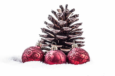 three red Christmas baubles thumbnail