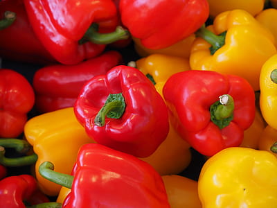 yellow and red bell peppers thumbnail