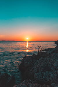 body of water photo thumbnail
