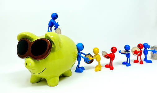 piggy bank toy thumbnail