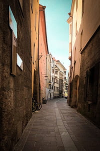 Pathway in Between Buildings thumbnail