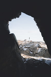 photo of white lighthouse thumbnail