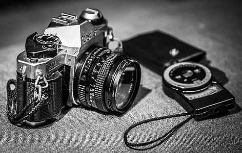grayscale photo of Canon camera thumbnail