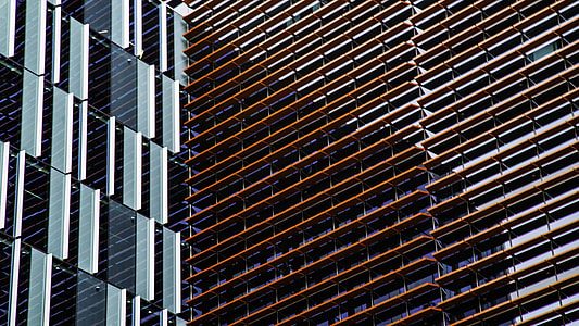 photo of skyscraper thumbnail