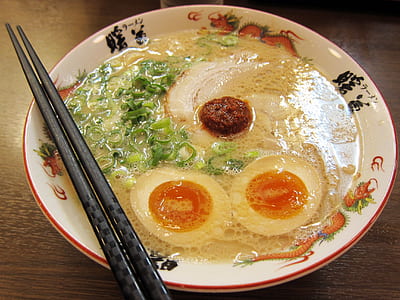 noodle soup with egg and meat thumbnail