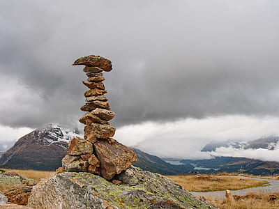 pile of brown stones thumbnail