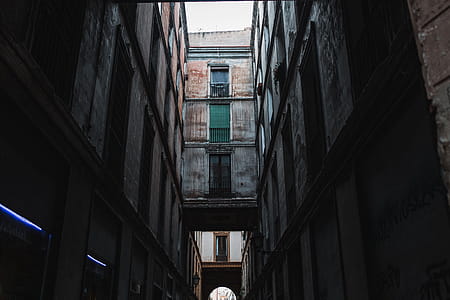 Townhouses in Barcelona, Spain thumbnail