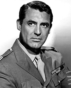 gray-scale photo of George Clooney in military suit thumbnail