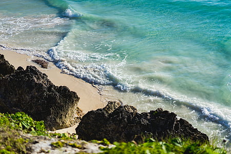 white sand beach thumbnail