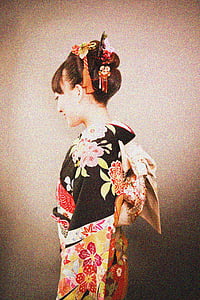 woman wearing multicolored kimono thumbnail