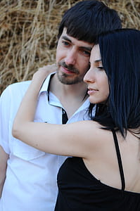 woman hugging man thumbnail