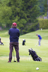 shallow focus photography of man thumbnail
