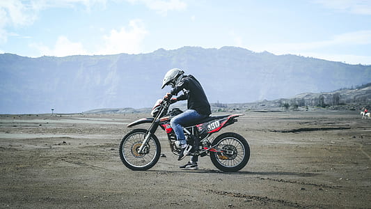 man riding on motocross bike thumbnail
