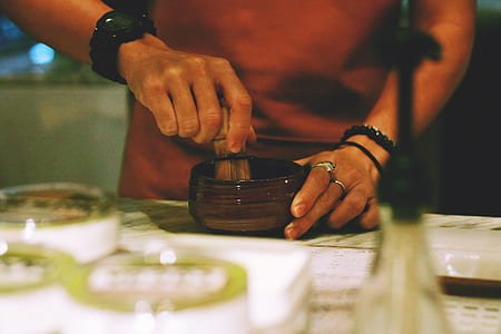 man using mortar and pestle thumbnail
