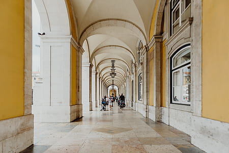 Arc de la Rua Augusta in Lisbon, Portugal thumbnail