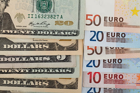dollars and euros banknotes thumbnail
