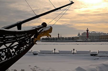 black wooden boat during daytime photo thumbnail