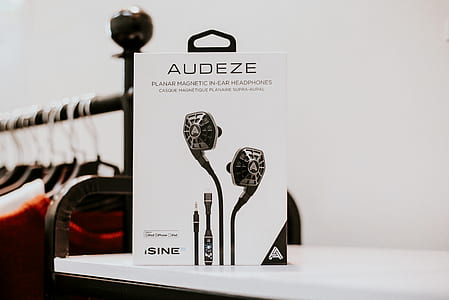 black Audeze earbuds box thumbnail