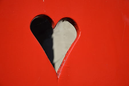 red heart shape hole thumbnail