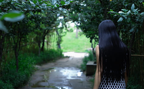 Woman In Dress Walking thumbnail