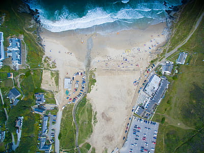 aerial view photography of houses near body of water during daytime thumbnail