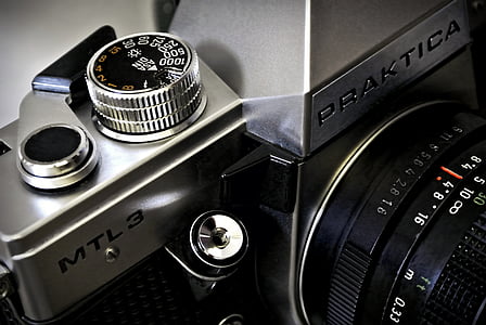 black DSLR camera lens collage thumbnail