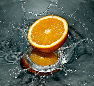 sliced orange with dew thumbnail